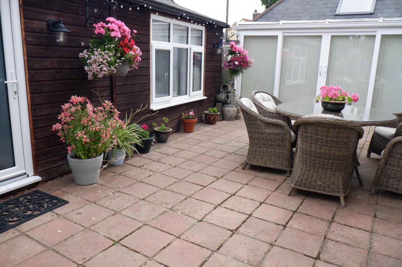 The Garden Suite Holt Holt  Exterior foto